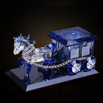 新款馬年汽車香水座擺件車載車內飾品創意香水批發品質款水晶馬車