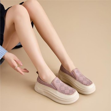 2025年夏季新款厚底復古小白鞋低幫樂福鞋涼鞋鏤空洞洞休閑鞋571