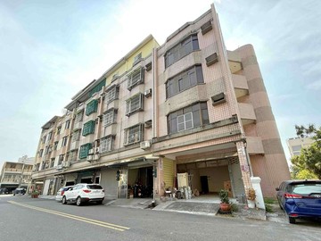 岡山竹圍國小珍稀釋出店住合一面寬透天｜高雄市岡山區大新街