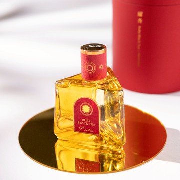 今天適合來點馥郁的蜜紅茶！微糖少冰【P.Seven台灣茶香水】Ruby Black Tea 耀香 香水(66ml)