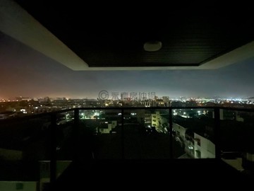橘時光★夜空美景★小港、港和雙學區溫馨三房平車｜高雄市小港區港信路
