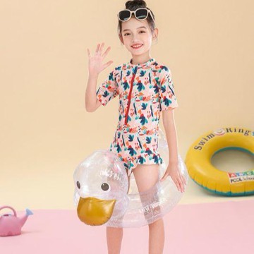 8641 人再度選購🔄兒童泳衣夏季速幹防曬女童連體高彈碎花專業游泳衣MZRQ