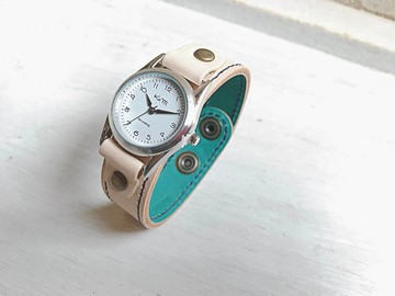 STITCH 清晰清爽的春色 Stitch run watch 易讀錶盤 SRW-WTW-NA