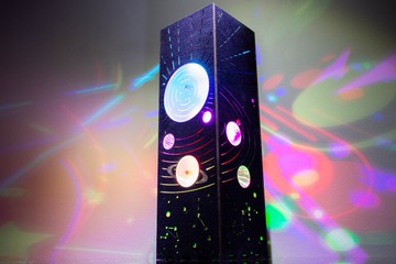 太陽系燈：發光行星展示，藍牙 LED 小夜燈