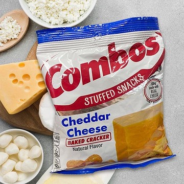 美國 COMBOS 冠寶 起司捲心餅(178.6g)【小三美日】 DS025277 餅乾 下午茶 點心 酥脆餅乾