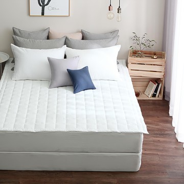 tacca tacca 泡泡紗夏天固定式鬆緊帶保潔墊  雙人 150 x 200cm  白色