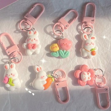 台灣現貨 ✨可愛花系蘿蔔兔子鑰匙扣 鑰匙鏈 ins甜美少女掛件 閨蜜禮物 書包掛件 配飾飾品 可愛公仔掛件 獎勵禮品