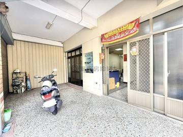 大里角間店面8米面寬8米路近74可企業辦公室｜台中市大里區西湖路
