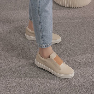 寬繃帶-不對稱結構休閒鞋-杏棕色-跟高4CM