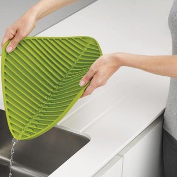 瀝水墊 瀝水墊方形瀝水板軟膠餐墊墊盤防滑鏤空水杯墊瀝水架