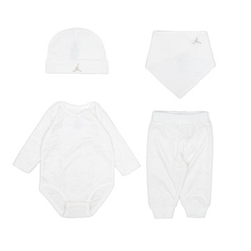 NIKE 包屁衣 Jordan Baby 白 嬰兒 小童 小朋友 純棉 長袖 長褲 帽子 圍兜 禮盒 四件組 JD2343029NB-001