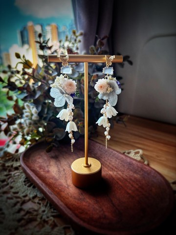 花卉元素粉色長耳環