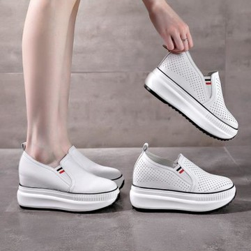 內增高女鞋2025年爆款真皮鏤空透氣厚底松糕跟顯高休閑運動小白鞋