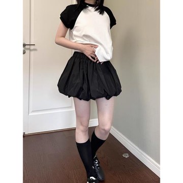 GIRSFOOD可愛蓬蓬半身短裙 巨顯腿細 軟軟又蓬蓬 像是坐在云朵上