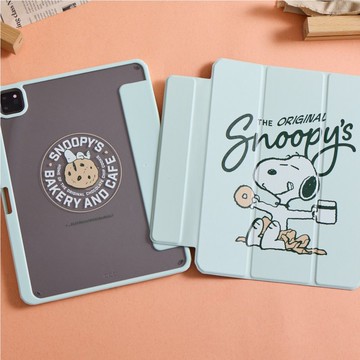 SNOOPY史努比牛奶甜甜圈強悍磁吸iPad三折保護殼