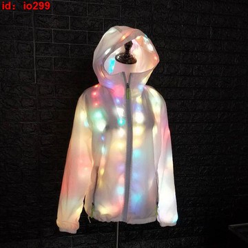 表演發光衣服抖音同款611大王bulingbuling七彩發