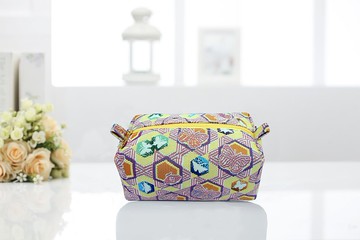 化妝包  蛋糕 / 防潑水 平織緹花 蝴蝶萬花筒