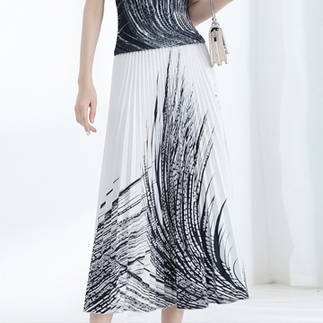 【韓國K.W.-歐美】KSD3386現貨韓國靜白愛戀三宅褶皺裙(壓褶/設計/秋裝/新品)