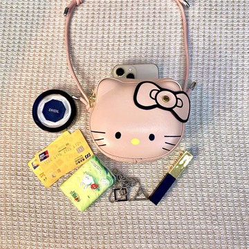 HelloKitty聯名款手機背夾可愛卡通KT貓斜挎單肩包手機飾品手機鏈