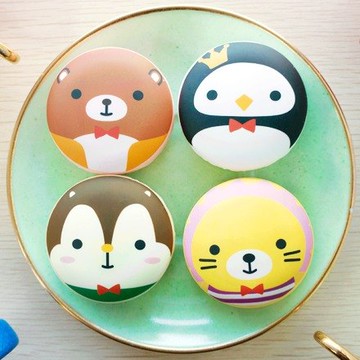 Squly & Friends 1 比 1 馬卡龍造型便攜式充電器