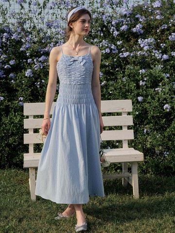 Avayah 蝴蝶結褶皺吊帶裙