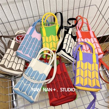 小眾拼色格紋手機包女斜挎迷你小包包針織豎款手提包四季手拎包潮