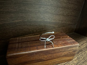 手作銀飾— 蝴蝶結造型 開放戒 可調式戒圍 925純銀戒指 蝴蝶結飾