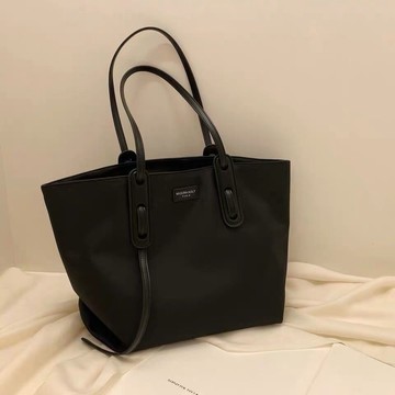 Bag House👜 【1242次迴購】法國miocra koly 小mk黑武士託特包單肩包包女大容量包2022新款潮