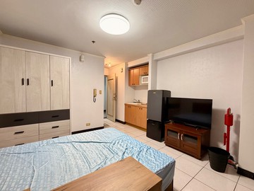 藍小櫻~專任我是承辦大地球21樓絕美視野套房屋況佳｜台中市西區中華路一段