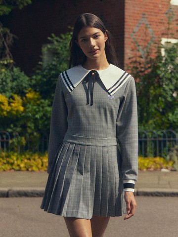 Sailor Collar Pleated Dress [Black]