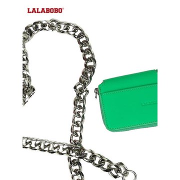 【設計師潮牌】LALABOBO冬新品字母logo背提包 L21C-WQXL14