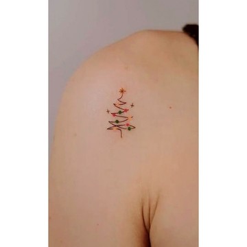 「聖誕樹」 紋身貼紙 微刺青 輕紋身 少女 IG 打卡 超美 可愛 網美 創意 抖音同款 聖誕節 小紅書同款 紋身貼