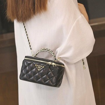 包包女 斜背包 單肩包 側背包 化妝包 小香風包包 菱格包包 手提包 鏈條包 可愛包包 小方包 小包包 口紅包 533