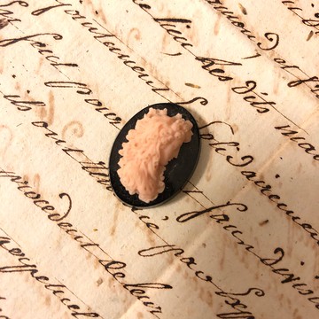 法國玻璃仕女碧玉浮雕飾品鑲崁素材