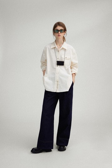 時鐘紐扣 燈芯絨長袖襯衫