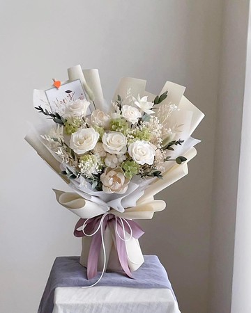 【不凋花】情人節花束白綠色不凋玫瑰自然風花束