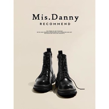 與愛私奔馬丁靴女2025新款英倫風黑色靴子女春夏單靴圓頭厚底短靴