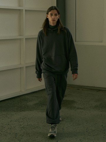 Tapered Sweatpants _ Charcoal