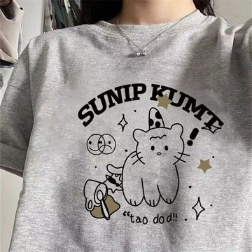 【砂糖夢境】胖mm超大碼女裝夏季2-300斤新款寬鬆顯瘦落肩短袖t恤女圓領上衣潮