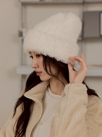 雪國蓬鬆軟絨針織帽