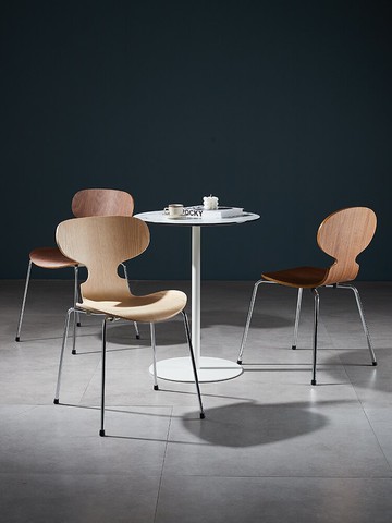 北歐實木靠背椅設計師螞蟻餐椅家用現代簡約咖啡廳休閑凳洽談椅子