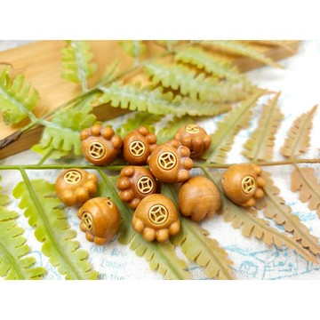 文玩配件檀木沉香雕刻貓爪鑲嵌銅幣手串搭配配件ff69