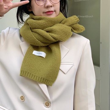 顯白芥末綠色毛線圍巾女冬季韓系百搭秋香綠保暖學生針織復古圍脖