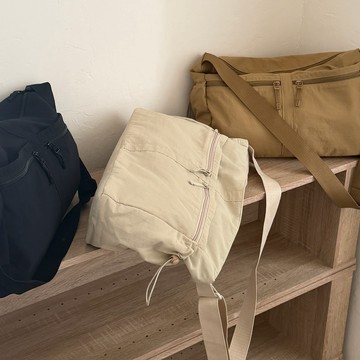 o’to shop 歐兔 ꪔ̤̥ꪔ̤̮ꪔ̤̫ 完美容量側背包 ｜大容量通勤包 學生包 男生包包 免費送禮包裝