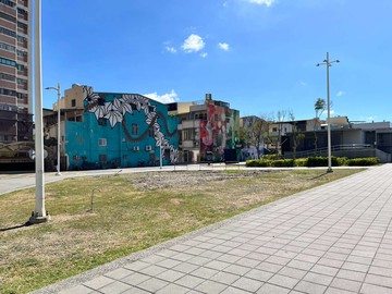 鳳山綠園道近文山特區低總價３樓公寓｜高雄市鳳山區文享街