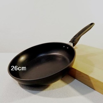 美國美亞26cm平底鍋無油煙防燙黑色電磁爐燃氣通用復合底煎鍋家用