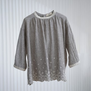 蕾絲刺繡棉麻七分袖上衣818534