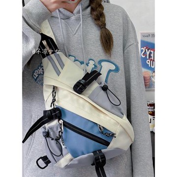 工裝潮牌運動胸包女日系原宿風ins休閑小眾斜挎背包男復古雙背包