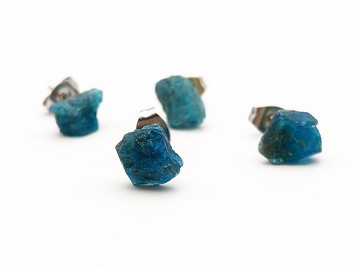 天然水晶-藍磷灰-原礦耳環 原礦未拋光