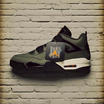 ☆小B之都☆ Undefeated x AJ4 4 Retro "Olive" 2025 IB1519-200 橄欖綠